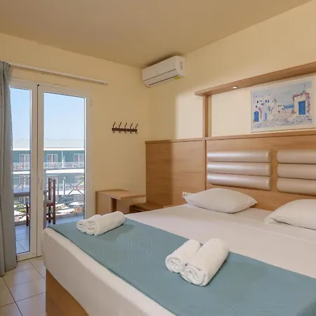 Sunbay Hotel 4*